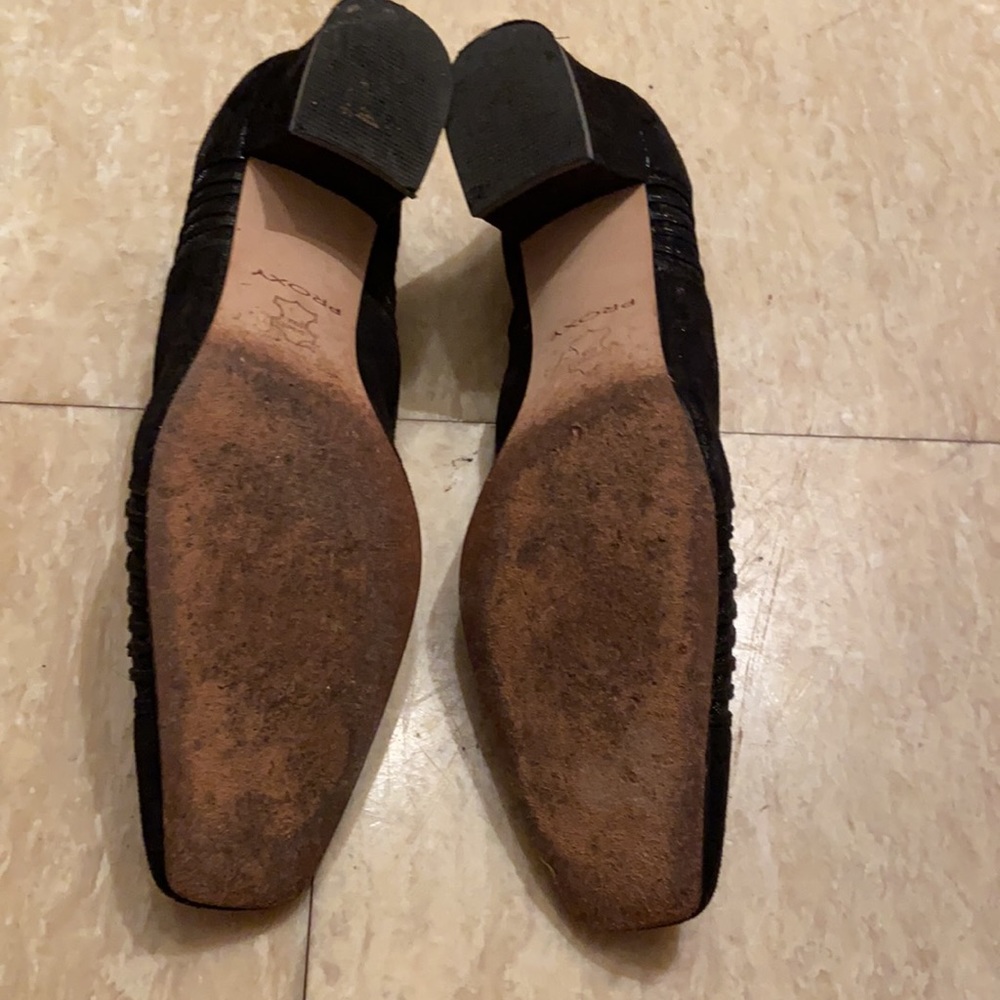 Black heels - Picture 4 of 5